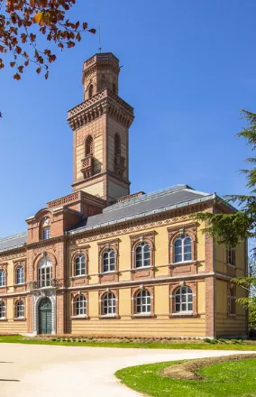 Façade du musée Massey photographe Tarbes, un lieu emblématique pour des photos.